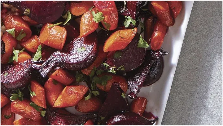 thanksgiving potluck recipe - Roasted beet & carrot salad