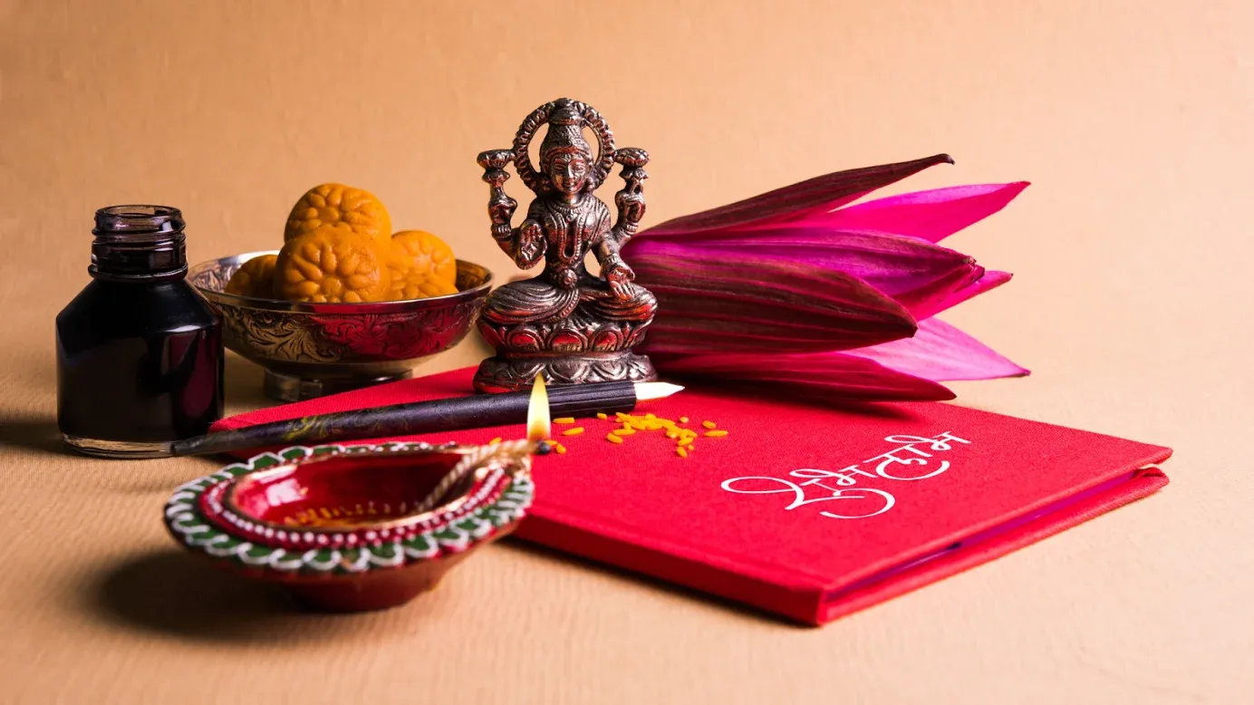 Diwali gifts for staff - Personalized merchandise