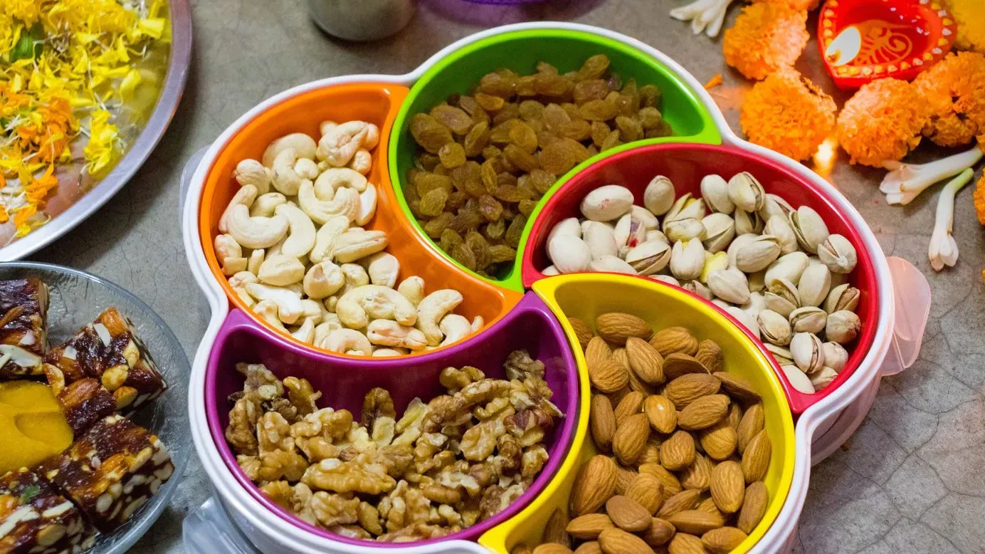 Diwali gift box ideas - Dryfruit box