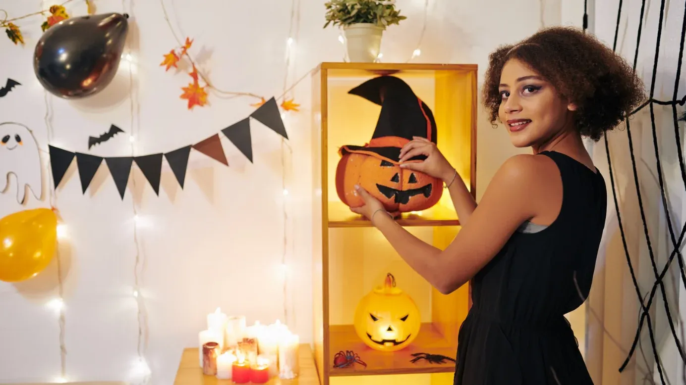 DIY: How to Make Custom WITCH HAT 🎃🕷 - HALLOWEEN COSTUME EASY IDEAS 