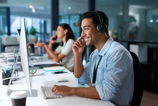 ‌How to retain call center employees