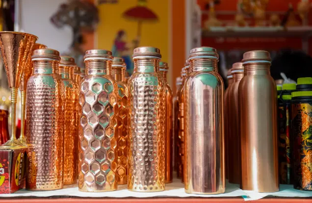 botellas de cobre