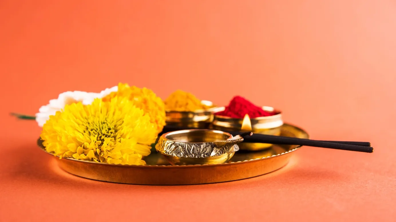 Cadeaux de Diwali pour le patron - Puja thali